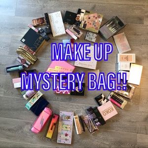 MAKE UP MYSTERY BAG